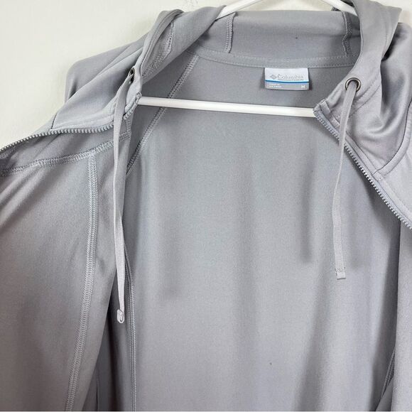 Columbia Sportswear Gray Silver Full Zip Jacket- Size Medium - Picture 2 of 4